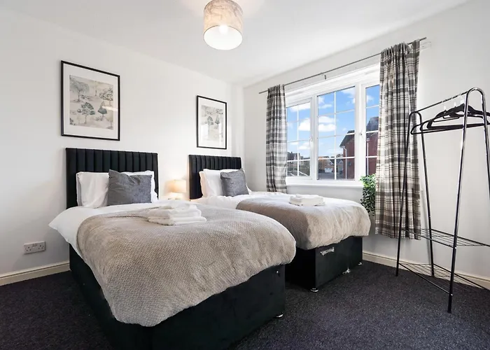 Applin House-5 Bed Contractor Parking Wifi *