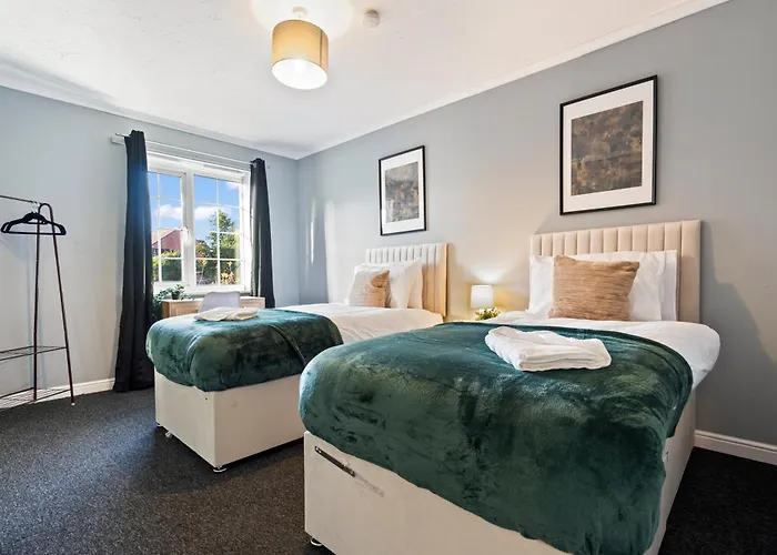 Applin House-5 Bed Contractor Parking Wifi Bristol