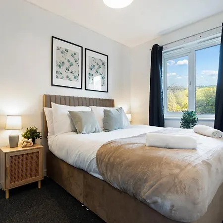 Nyaraló Applin House-5 Bed Contractor Parking Wifi