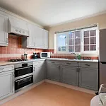 Applin House-5 Bed Contractor Parking Wifi Semesterbostad Bristol